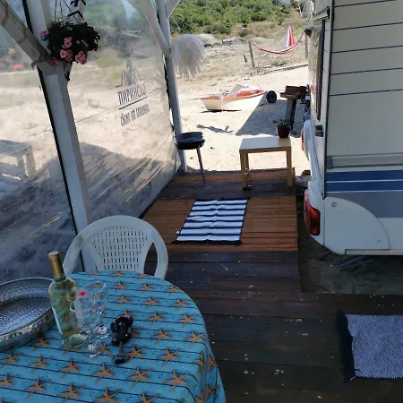 Campingplads Sea Caravan/camper On The