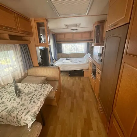 Sea Caravan/camper On The Kemping *