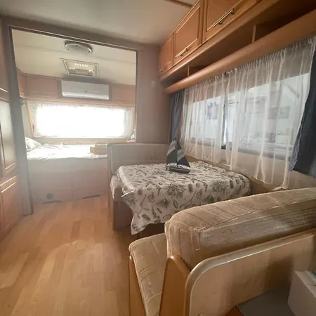 Sea Caravan/camper On The *