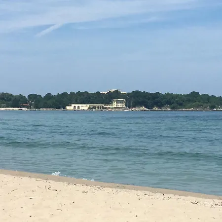 Sea Caravan/camper On The Camping *